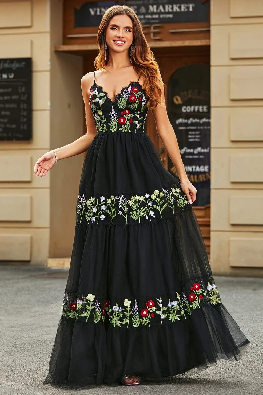 "Beaded dresses for women for a glamorous look"Gorgeous A Line Spaghetti Straps Black Long Prom Dress with Embroidery "Beaded dresses for women for a glamorous look"Gorgeous A Line Spaghetti Straps Black Long Prom Dress with Embroidery