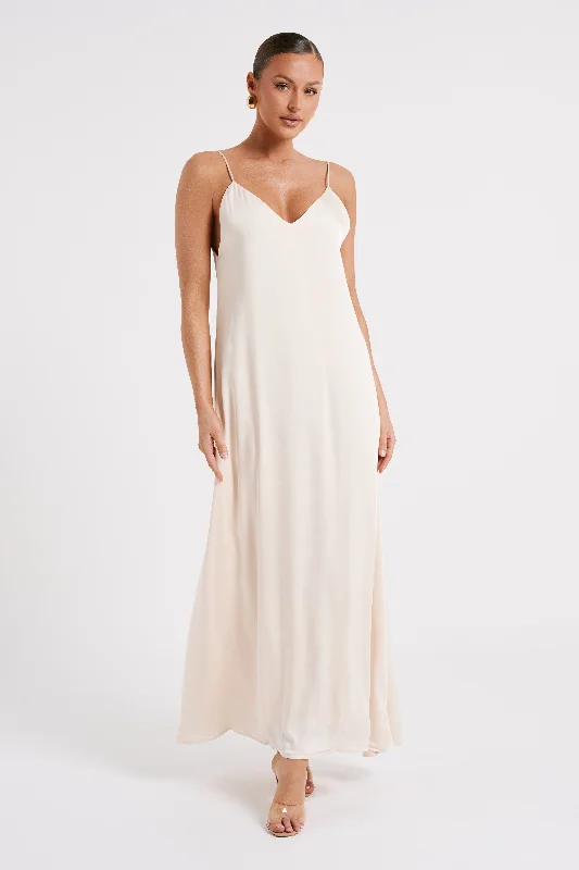 "Bohemian - style women's dresses for music festivals"Beatrice Flowy Maxi Dress - Sand "Bohemian - style women's dresses for music festivals"Beatrice Flowy Maxi Dress - Sand