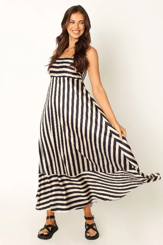 "Animal print dresses for women who love bold styles"Brea Maxi Dress - Black Stripe "Animal print dresses for women who love bold styles"Brea Maxi Dress - Black Stripe