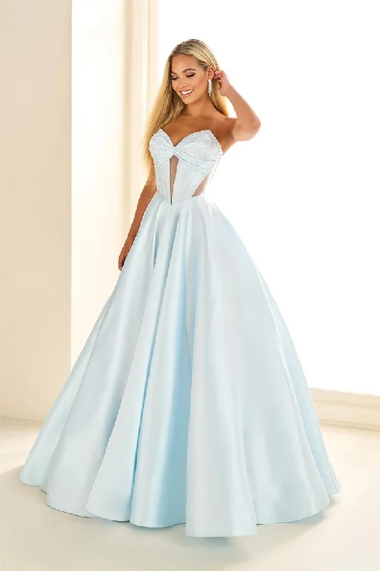 "Seasonal Sale: Save Big on Women's Dresses for Every Occasion"Ellie Wilde by Mon Cheri Dress EW36025 "Seasonal Sale: Save Big on Women's Dresses for Every Occasion"Ellie Wilde by Mon Cheri Dress EW36025