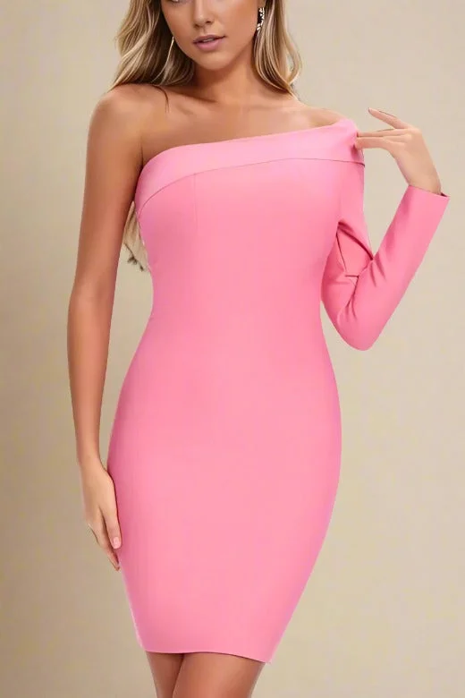 "Pleated dresses for women with a graceful movement"Kelly Long Sleeve Bandage Mini Dress - Hot Pink "Pleated dresses for women with a graceful movement"Kelly Long Sleeve Bandage Mini Dress - Hot Pink