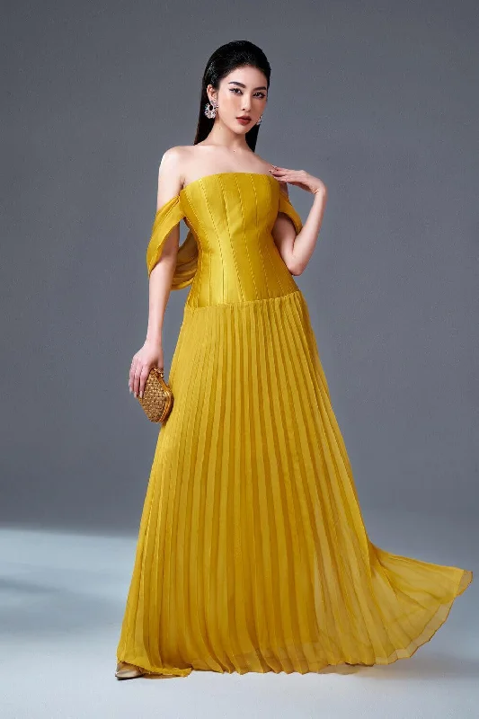 "Mini dresses for women for a youthful and trendy look"Lamel Pleated Off-Shoulder Taffeta Midi Dress "Mini dresses for women for a youthful and trendy look"Lamel Pleated Off-Shoulder Taffeta Midi Dress