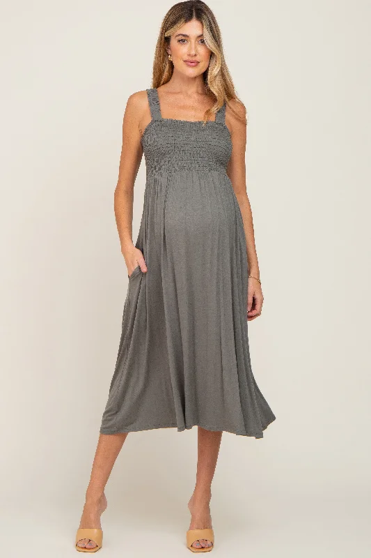 "Black dresses for women for a classic and timeless appearance"Olive Smocked Ruffle Strap Maternity Midi Dress "Black dresses for women for a classic and timeless appearance"Olive Smocked Ruffle Strap Maternity Midi Dress