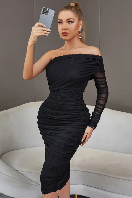 "Vintage - look women's dresses for a retro charm"One Shoulder Little Black Dress with Ruffles "Vintage - look women's dresses for a retro charm"One Shoulder Little Black Dress with Ruffles