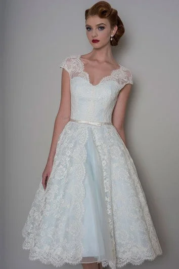 "Shirt dresses for women for a smart - casual style"A-Line Knee-Length Appliqued V-Neck Cap Sleeve Lace Wedding Dress "Shirt dresses for women for a smart - casual style"A-Line Knee-Length Appliqued V-Neck Cap Sleeve Lace Wedding Dress