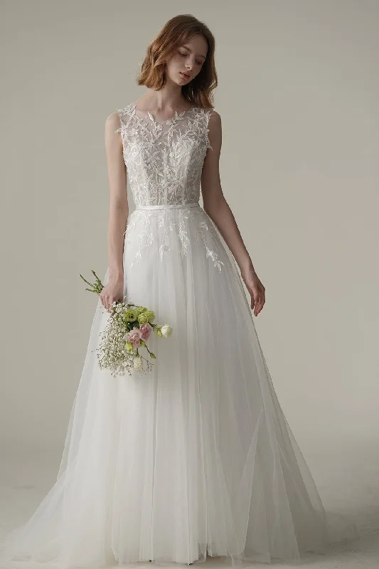 "Maxi dresses for women to wear in the fall"A-Line Sweep-Brush Train Tulle Wedding Dress CW3092 "Maxi dresses for women to wear in the fall"A-Line Sweep-Brush Train Tulle Wedding Dress CW3092