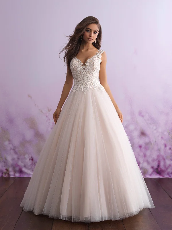 "Mother of the bride dresses for women in elegant styles"Allure 3107 - Size 8