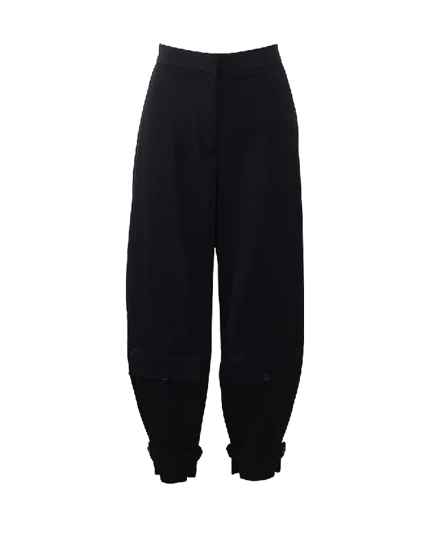 Office appropriate dress pants for women in blackAnkle Pocket Trouser