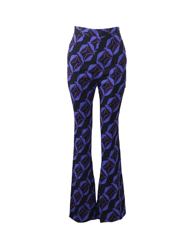 High waisted skinny jeans for women in a figure - hugging styleArvum Flare Pant