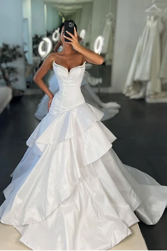 "Sustainable and eco - friendly women's dresses"Beaded Sweetheart Wedding Gowns with Layered Skirt "Sustainable and eco - friendly women's dresses"Beaded Sweetheart Wedding Gowns with Layered Skirt
