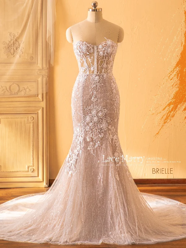 "Red dresses for women to make a bold statement"BRIELLE / Strapless Fitted Wedding Dress with Amazing Flower Decoration "Red dresses for women to make a bold statement"BRIELLE / Strapless Fitted Wedding Dress with Amazing Flower Decoration