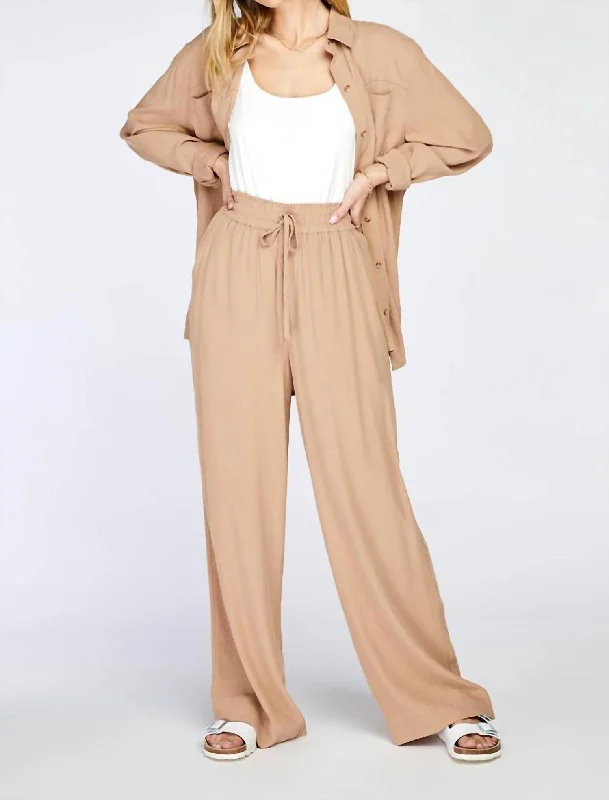 Houndstooth pants for women in a traditional printChase Pant In Sand