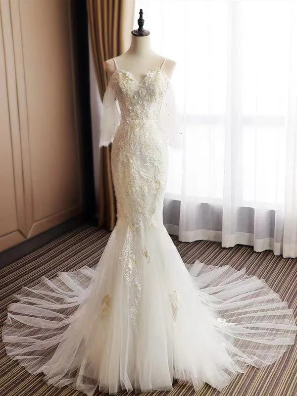 "Chiffon dresses for women with a flowy and light feel"Elegant Appliques Fashion Wedding Dresses, Popular Mermaid Wedding Dresses, Lace Wedding Dresses