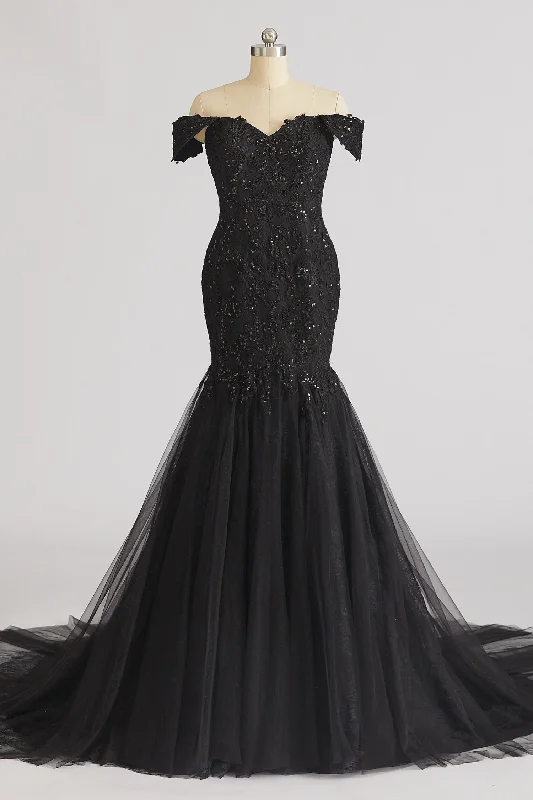 "Beach wedding dresses for women for a laid - back ceremony"Gorgeous Black Lace Mermaid Wedding Dress ARTA "Beach wedding dresses for women for a laid - back ceremony"Gorgeous Black Lace Mermaid Wedding Dress ARTA