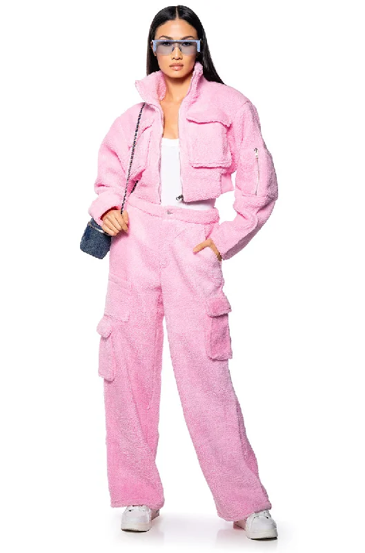 Lightweight cycling pants for women in a sporty and comfortable styleHANA COZY CARGO JACKET AND PANT SET Lightweight cycling pants for women in a sporty and comfortable styleHANA COZY CARGO JACKET AND PANT SET