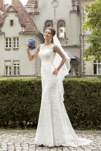 "Plus size wedding dresses for women with a perfect fit"Jeweled Neck Sleeveless Sheath Lace Wedding Dress With Ruched Waist "Plus size wedding dresses for women with a perfect fit"Jeweled Neck Sleeveless Sheath Lace Wedding Dress With Ruched Waist