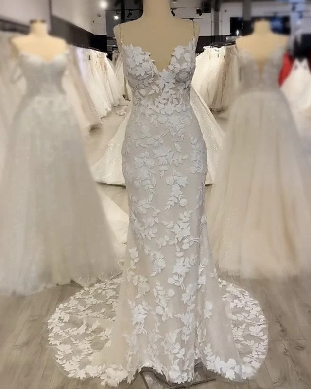 "Designer - inspired women's evening dresses"Lace Mermaid Wedding Dress V Neck Spaghetti Straps "Designer - inspired women's evening dresses"Lace Mermaid Wedding Dress V Neck Spaghetti Straps