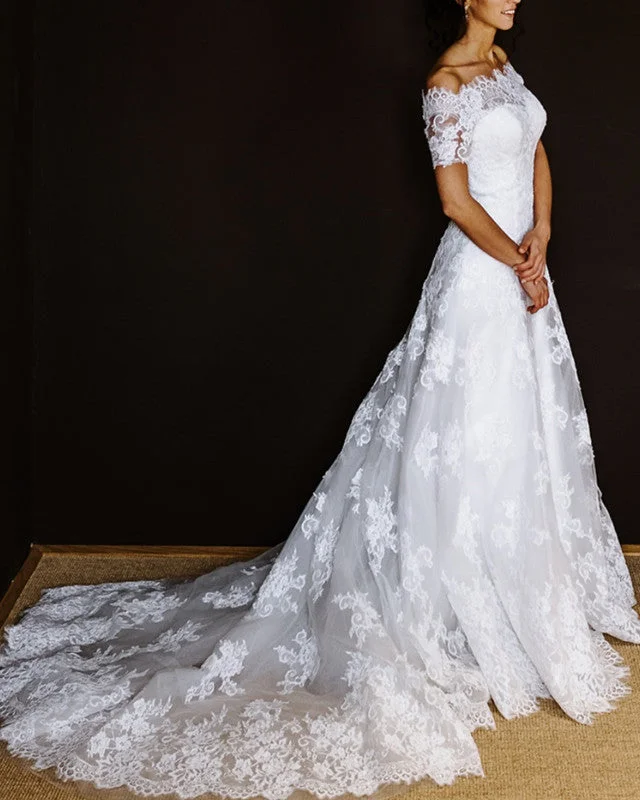 "Pleated dresses for women with a graceful movement"Lace Wedding Dress A Line Off Shoulder "Pleated dresses for women with a graceful movement"Lace Wedding Dress A Line Off Shoulder