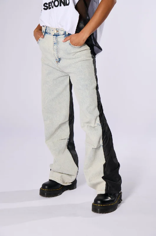 Elastic waist wide leg pants for plus size women in a comfortable and flattering styleLIGHTS GO DOWN DENIM AND NYLON PANT Elastic waist wide leg pants for plus size women in a comfortable and flattering styleLIGHTS GO DOWN DENIM AND NYLON PANT