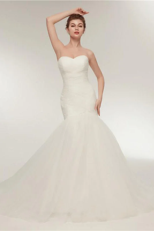 "Stylish cocktail dresses for women on a budget"Long Lace-Up Sweetheart Mermaid Ivory Wedding Dress with Train "Stylish cocktail dresses for women on a budget"Long Lace-Up Sweetheart Mermaid Ivory Wedding Dress with Train