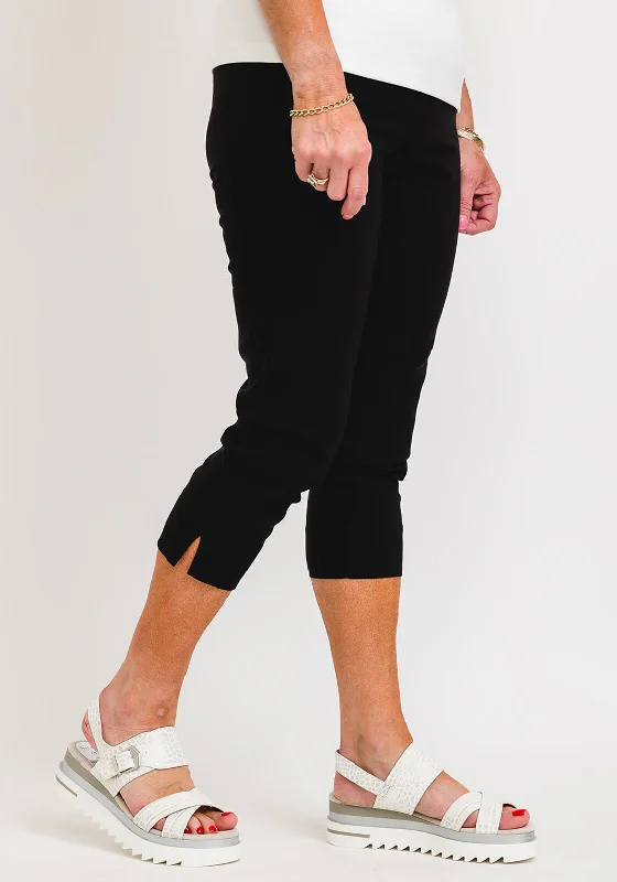 Linen blend wide leg jeans for women in a breezy and natural styleRobell Rose 07 Slim Fit Capri Trousers, Black Linen blend wide leg jeans for women in a breezy and natural styleRobell Rose 07 Slim Fit Capri Trousers, Black