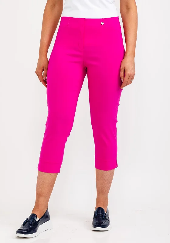 Velvet pants for women in a luxurious feelRobell Rose 07 Slim Fit Cropped Trousers, Cabaret Pink Velvet pants for women in a luxurious feelRobell Rose 07 Slim Fit Cropped Trousers, Cabaret Pink