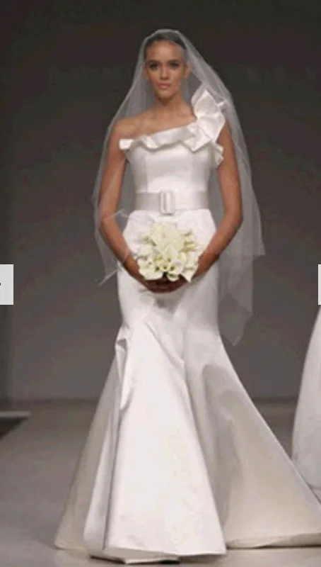 "Graduation dresses for women to celebrate in style"Romona Keveza Fit and Flare