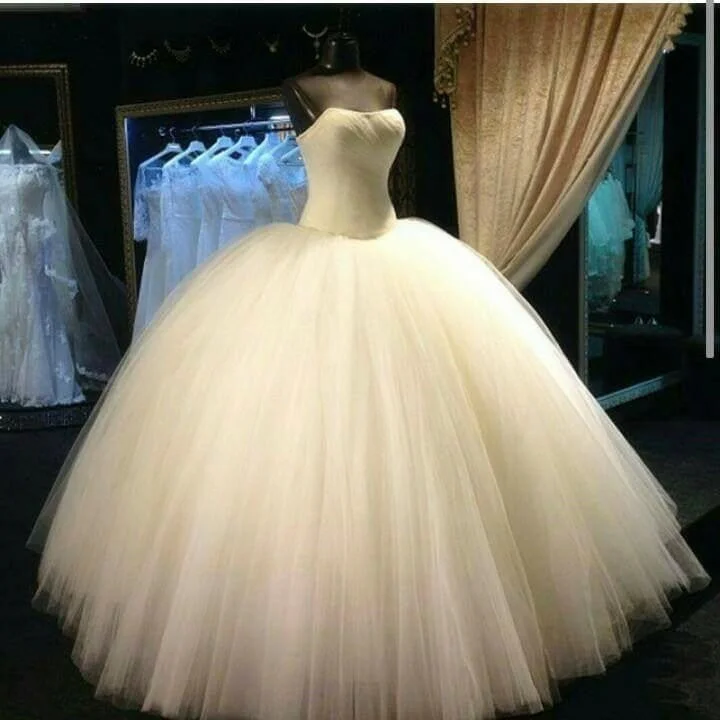 "Wrap dresses for women for an adjustable fit"Simple Design Strapless Tulle Wedding Dresses Ball Gowns "Wrap dresses for women for an adjustable fit"Simple Design Strapless Tulle Wedding Dresses Ball Gowns