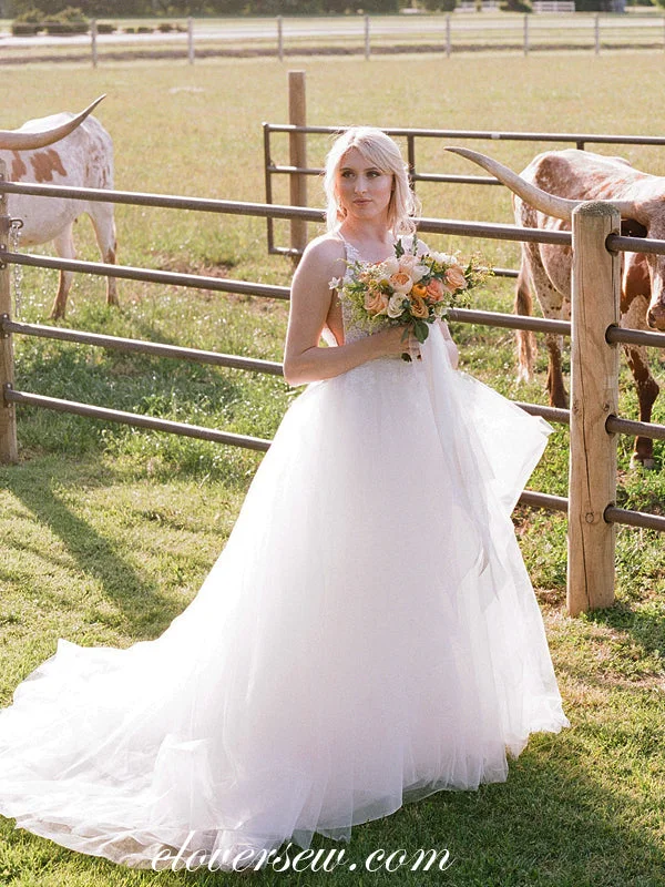 "Simple wedding dresses for women who prefer understated elegance"Spaghetti Strap Lace Applique Country Wedding Dresses, CW0215 "Simple wedding dresses for women who prefer understated elegance"Spaghetti Strap Lace Applique Country Wedding Dresses, CW0215