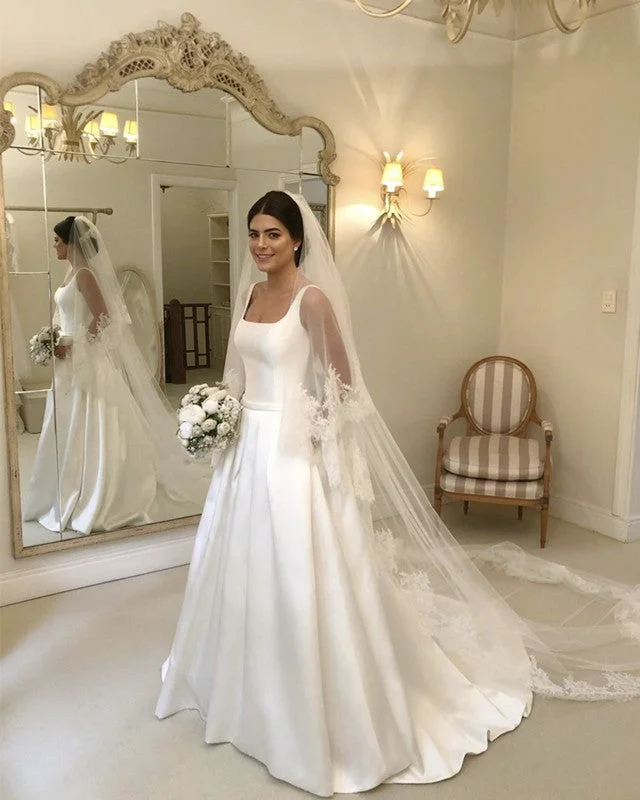 "Denim dresses for women for a casual and cool style"Spaghetti Straps Satin Wedding Dress Princess "Denim dresses for women for a casual and cool style"Spaghetti Straps Satin Wedding Dress Princess