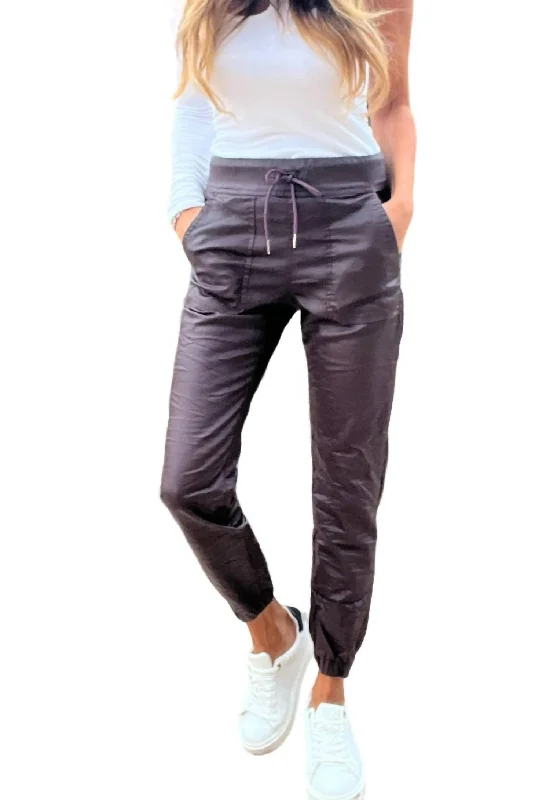 Cuffed flared pants for women in a retro - inspired styleTali Jogger In Burgundy Vegan