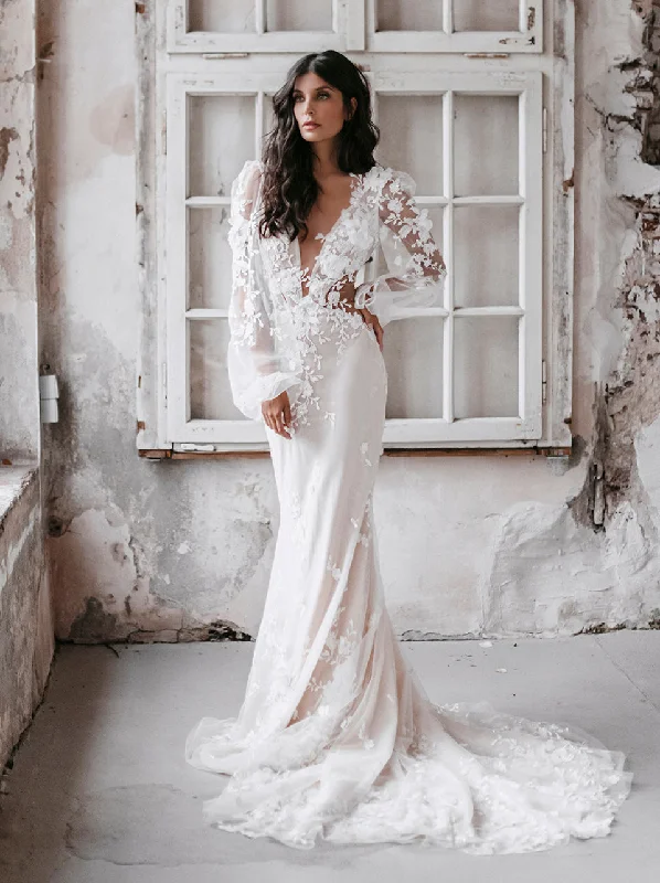 "Bohemian - style women's dresses for music festivals"Tiana