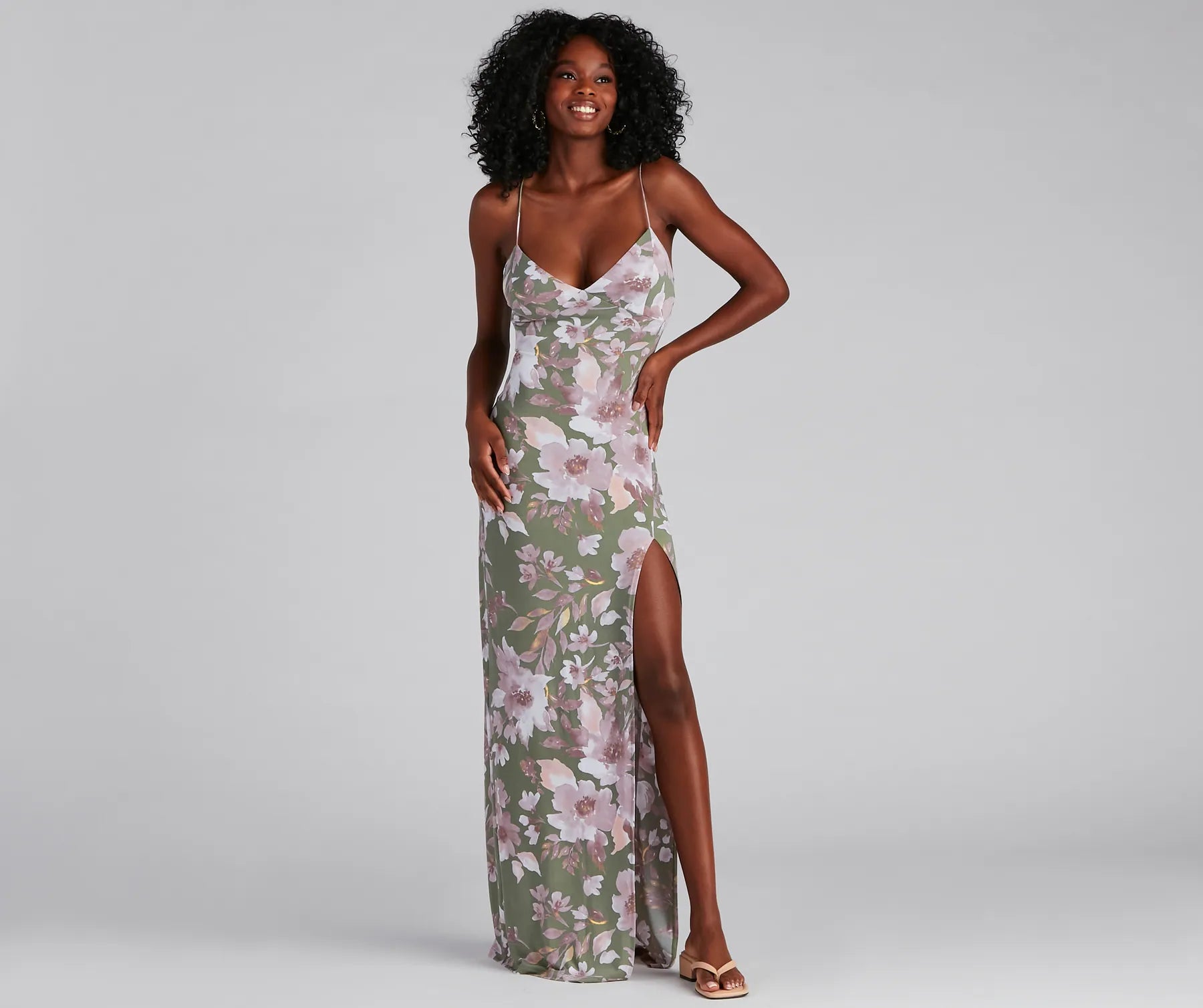 "Designer - inspired women's evening dresses"Chasing Sunsets Floral Maxi Dress