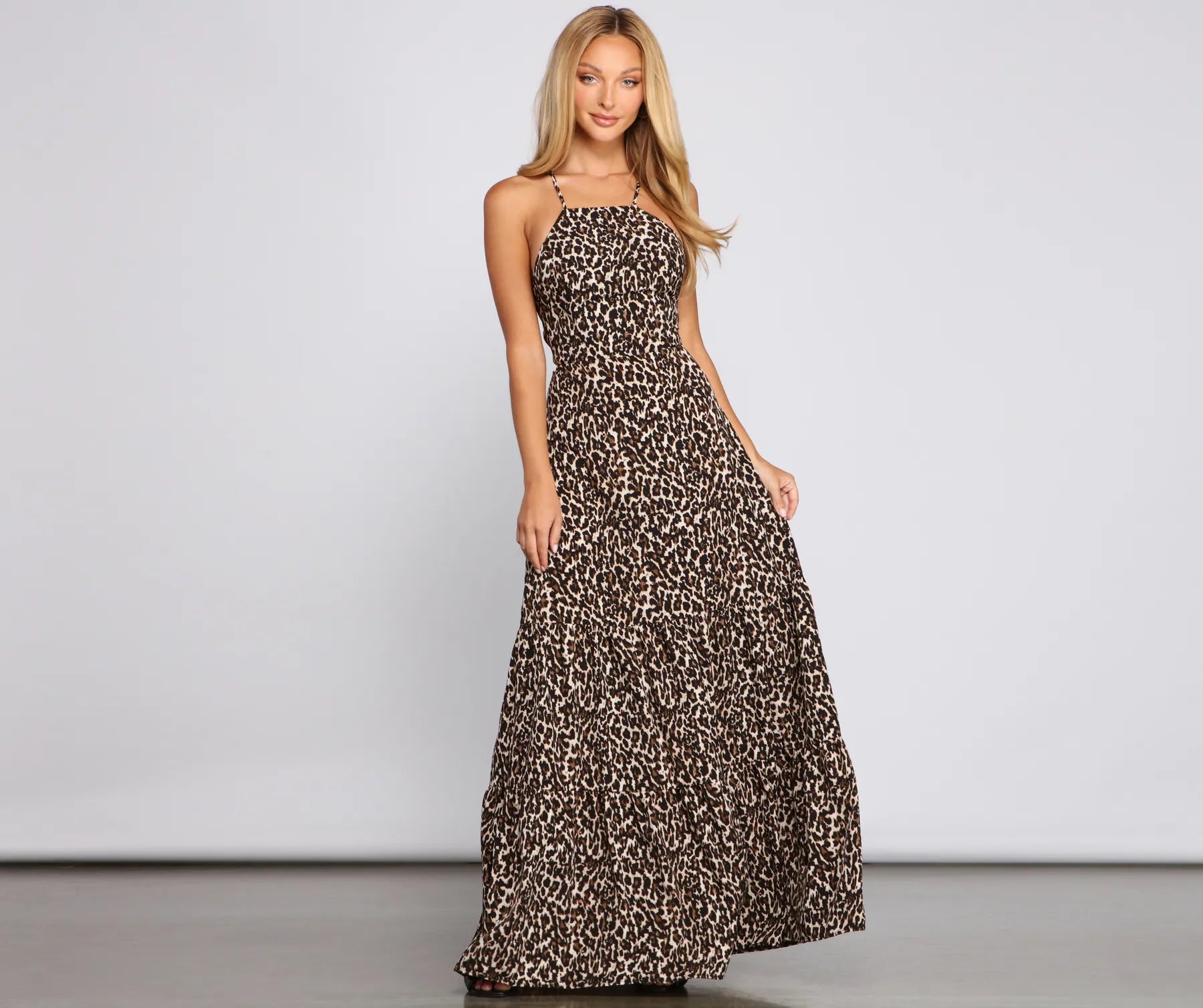 "Simple wedding dresses for women who prefer understated elegance"Fiercely Stylish Lace-Up Leopard Maxi Dress "Simple wedding dresses for women who prefer understated elegance"Fiercely Stylish Lace-Up Leopard Maxi Dress