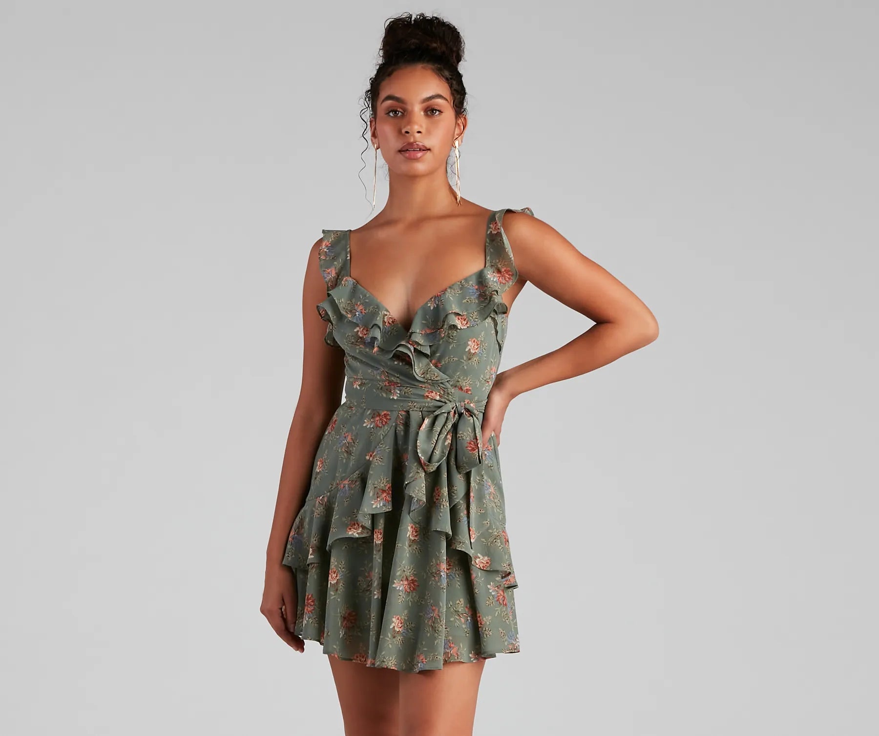 "Bodycon dresses for women to show off curves"Too Sweet Floral Ruffled Skater Dress