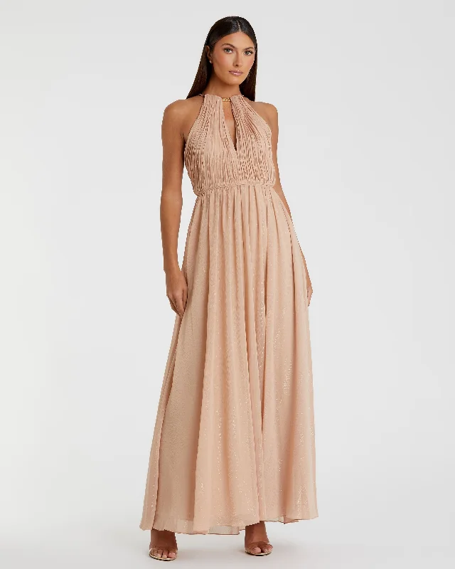 "Striped dresses for women with a classic touch"Chain Trim Keyhole Halter Neck A Line Gown "Striped dresses for women with a classic touch"Chain Trim Keyhole Halter Neck A Line Gown