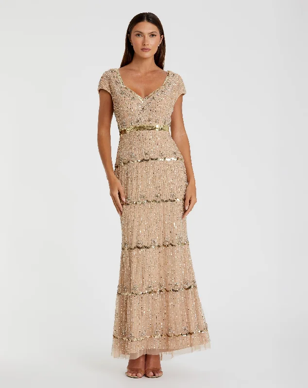 Clearance Sale: Women's Dresses Cap Sleeve Sweetheart Neckline Beaded Sequin Column Gown Clearance Sale: Women's Dresses Cap Sleeve Sweetheart Neckline Beaded Sequin Column Gown