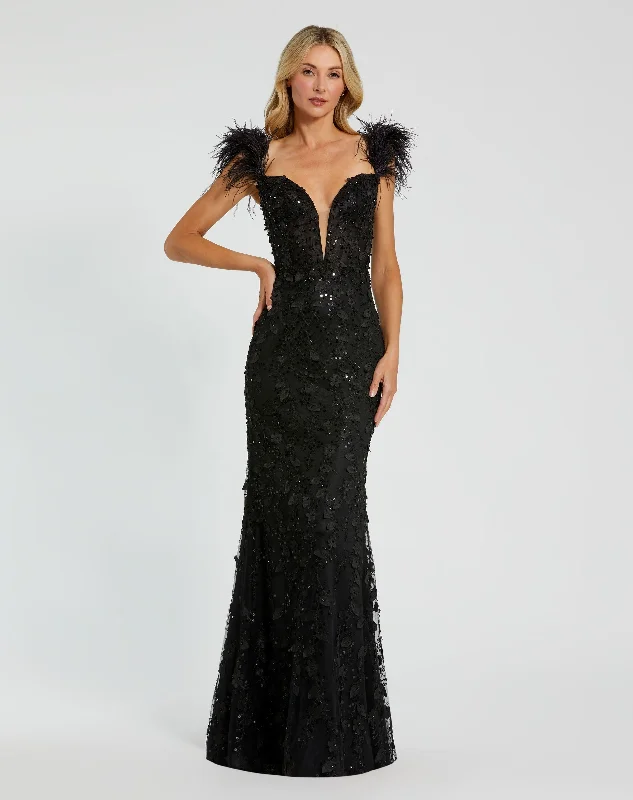 "Plus size wedding dresses for women with a perfect fit"Sheer Applique Bustier Gown with Feather Straps "Plus size wedding dresses for women with a perfect fit"Sheer Applique Bustier Gown with Feather Straps