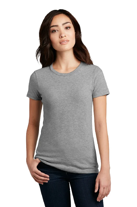 Cropped women's T - shirt with a ruffled hemDistrict Womens Perfect Blend Short Sleeve Crewneck T-Shirt - Heather Light Grey Cropped women's T - shirt with a ruffled hemDistrict Womens Perfect Blend Short Sleeve Crewneck T-Shirt - Heather Light Grey