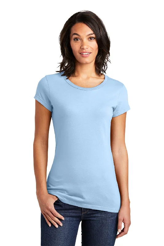 Fitted women's T - shirt to show off curvesDistrict Womens Very Important Short Sleeve Crewneck T-Shirt - Ice Blue Fitted women's T - shirt to show off curvesDistrict Womens Very Important Short Sleeve Crewneck T-Shirt - Ice Blue