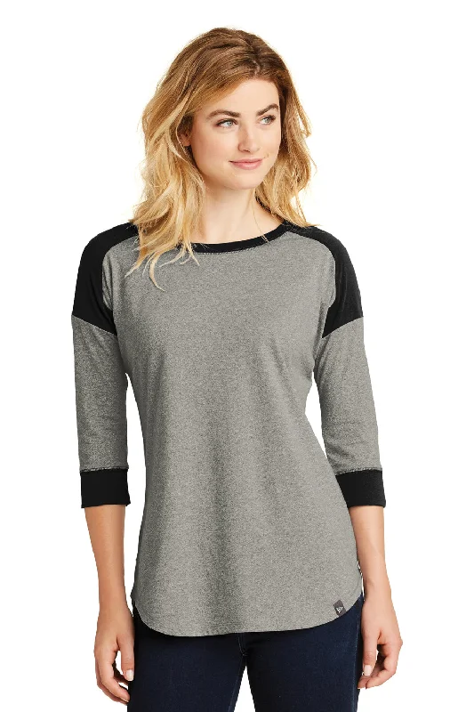 Women's T - shirt with a fringed hem and a tassel - trimmed pocketNew Era Womens Heritage 3/4 Sleeve Crewneck T-Shirt - Heather Rainstorm Grey/Black Women's T - shirt with a fringed hem and a tassel - trimmed pocketNew Era Womens Heritage 3/4 Sleeve Crewneck T-Shirt - Heather Rainstorm Grey/Black