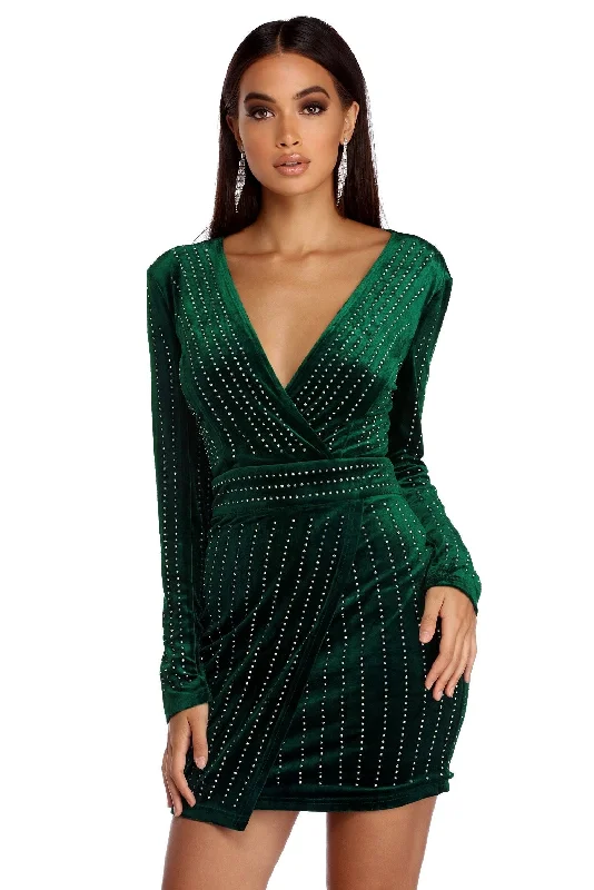 Clearance Sale: Women's Dresses Cassie Velvet Wrap Dress