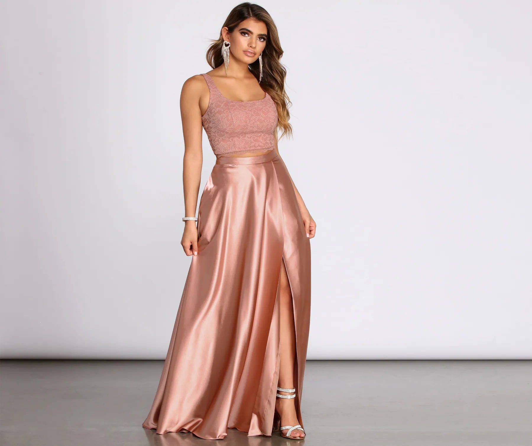 "Sequined dresses for women to shine at parties"Eriko Glitter Lace Two Piece Satin Dress "Sequined dresses for women to shine at parties"Eriko Glitter Lace Two Piece Satin Dress