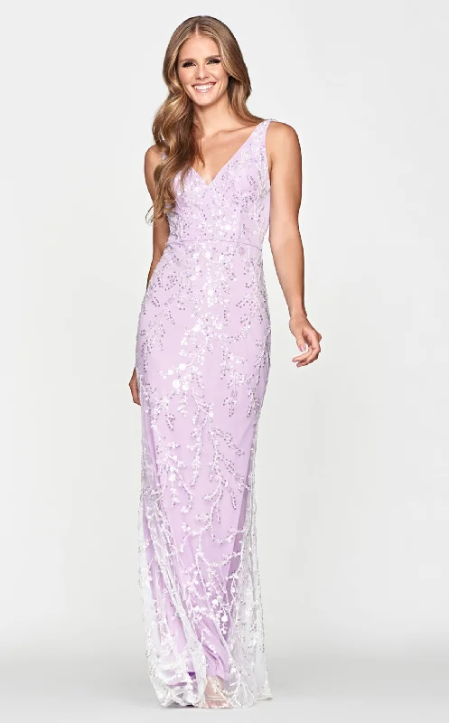 "Bodycon dresses for women to show off curves"Faviana S10683 Dress