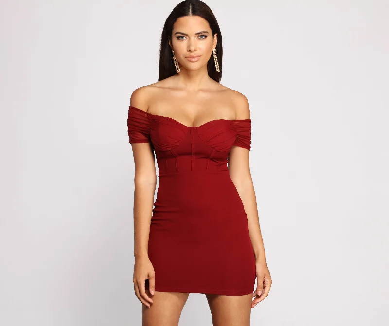 "Work - appropriate dresses for professional women"Sweet And Sultry Off-The-Shoulder Mini Dress "Work - appropriate dresses for professional women"Sweet And Sultry Off-The-Shoulder Mini Dress