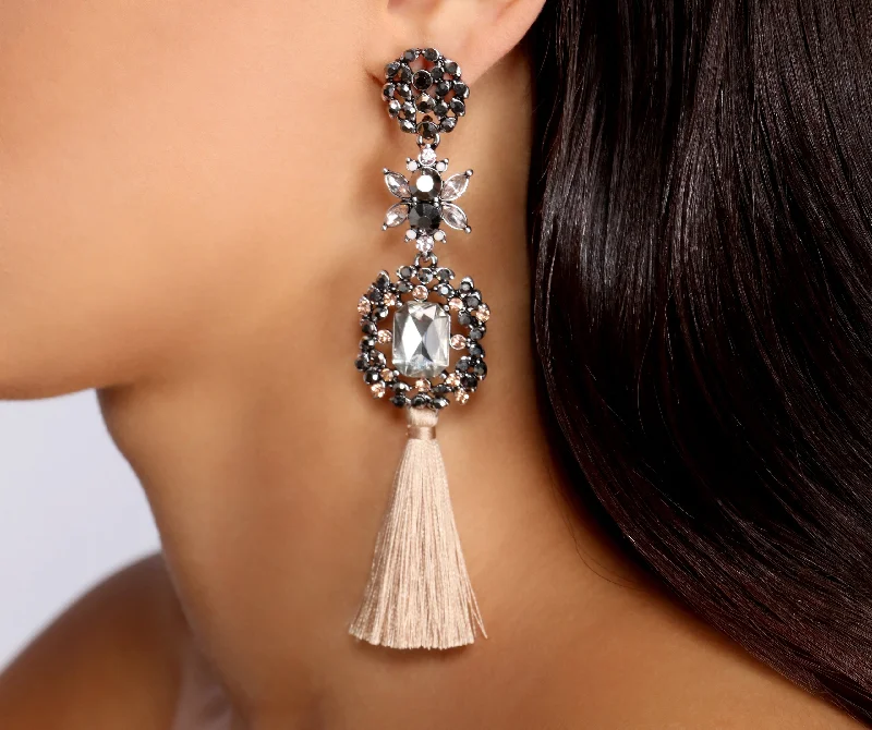 "Exclusive Discount: 30% Off All Women's Dresses for a Limited Period"True Stunner Tiered Rhinestone Tassel Earrings "Exclusive Discount: 30% Off All Women's Dresses for a Limited Period"True Stunner Tiered Rhinestone Tassel Earrings