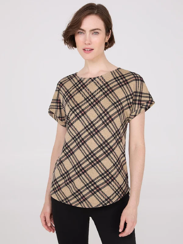 Women's T - shirt with a color - changing yarnPlaid Cuffed Dolman Sleeve T-Shirt