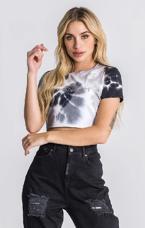 Mock neck women's T - shirt for a modern twistBlack And White Tie Dye Cropped Tee