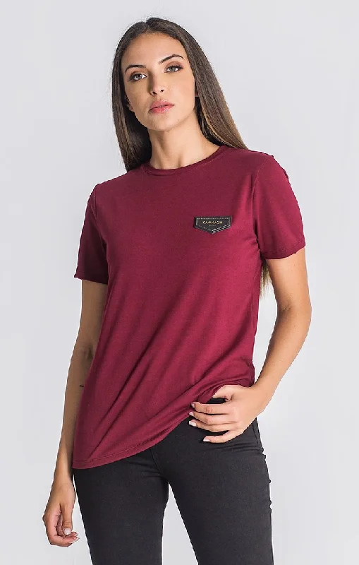 Button - up women's T - shirt in a pastel colorBurgundy Core Tee