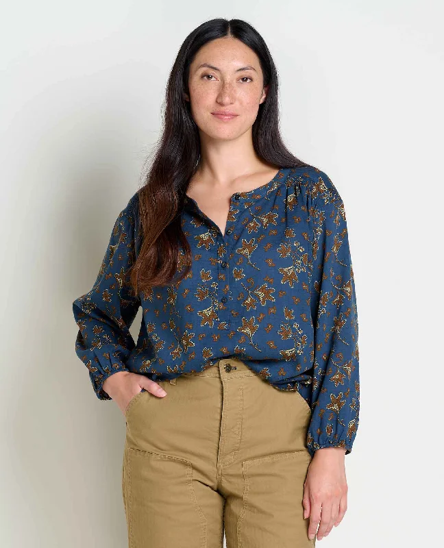 Women's T - shirt with a flapped pocket and a zip - up closureManzana Long Sleeve Peasant Top Women's T - shirt with a flapped pocket and a zip - up closureManzana Long Sleeve Peasant Top